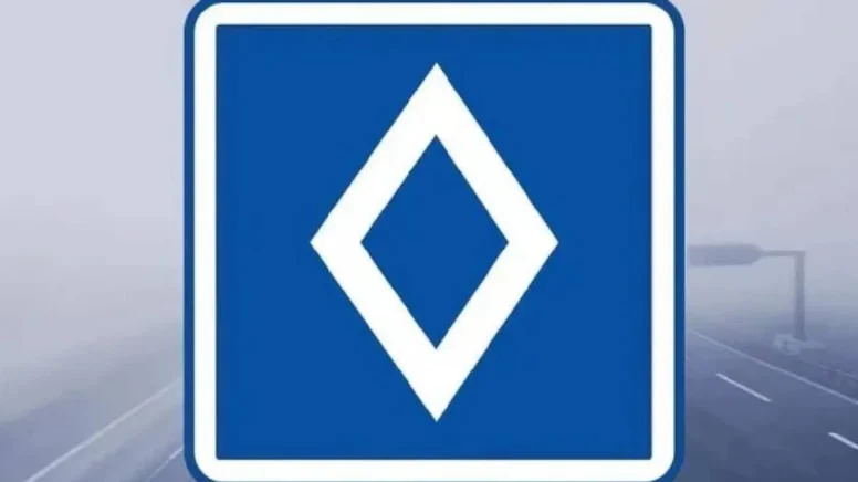 Avrupa’da Yeni Trafik Uygulaması: Beyaz Baklava Dilimi Sembolü Ne Anlama Geliyor? 23 trafik isareti jurnalci